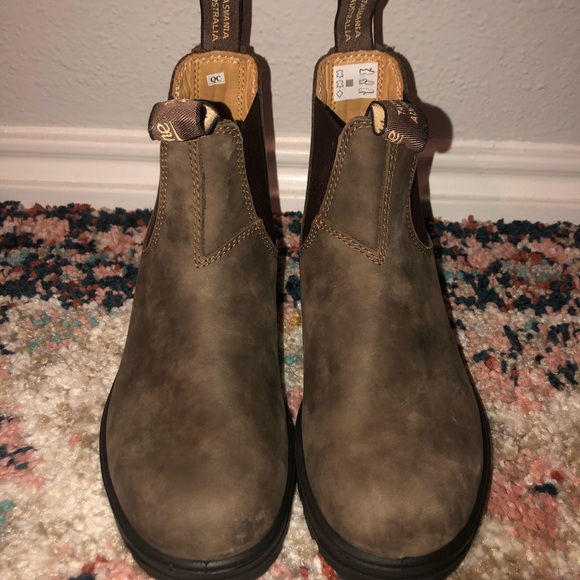 blundstone boots poshmark